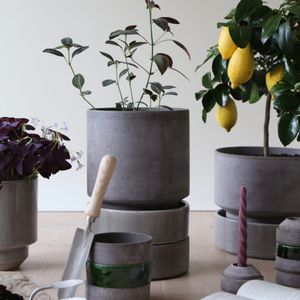 Hovedbilde Hoff potte - div. gr&aring; terrakotta